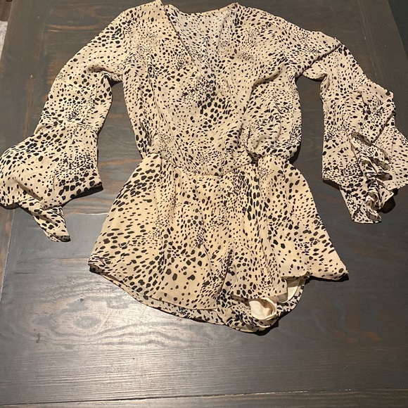 Leopard romper - Picture 2 of 2